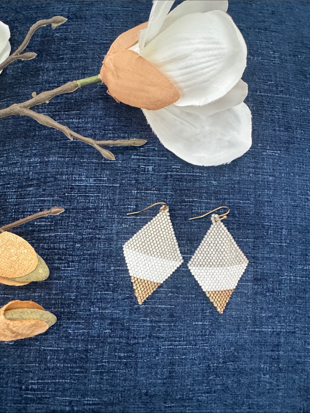 Handmade White and Gold Beaded Diamond Drop Earrings Fashion Jewerly